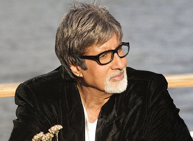 Amitabh Bachchan: Can I have my Merc logo back!